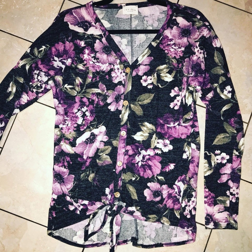 Floral Button-Up Thin Sweater with Tie detail